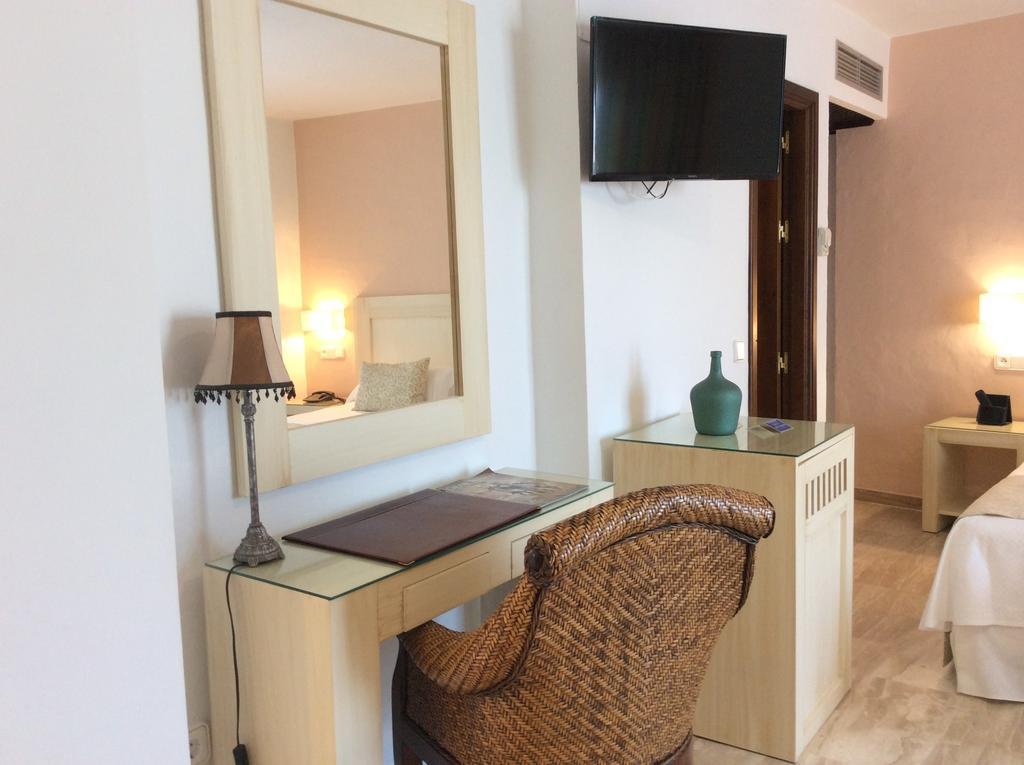 Hotel Dona Lola Zahara Zahara de los Atunes